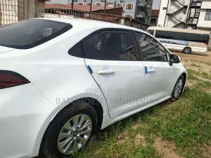 Toyota Corolla 2021 White