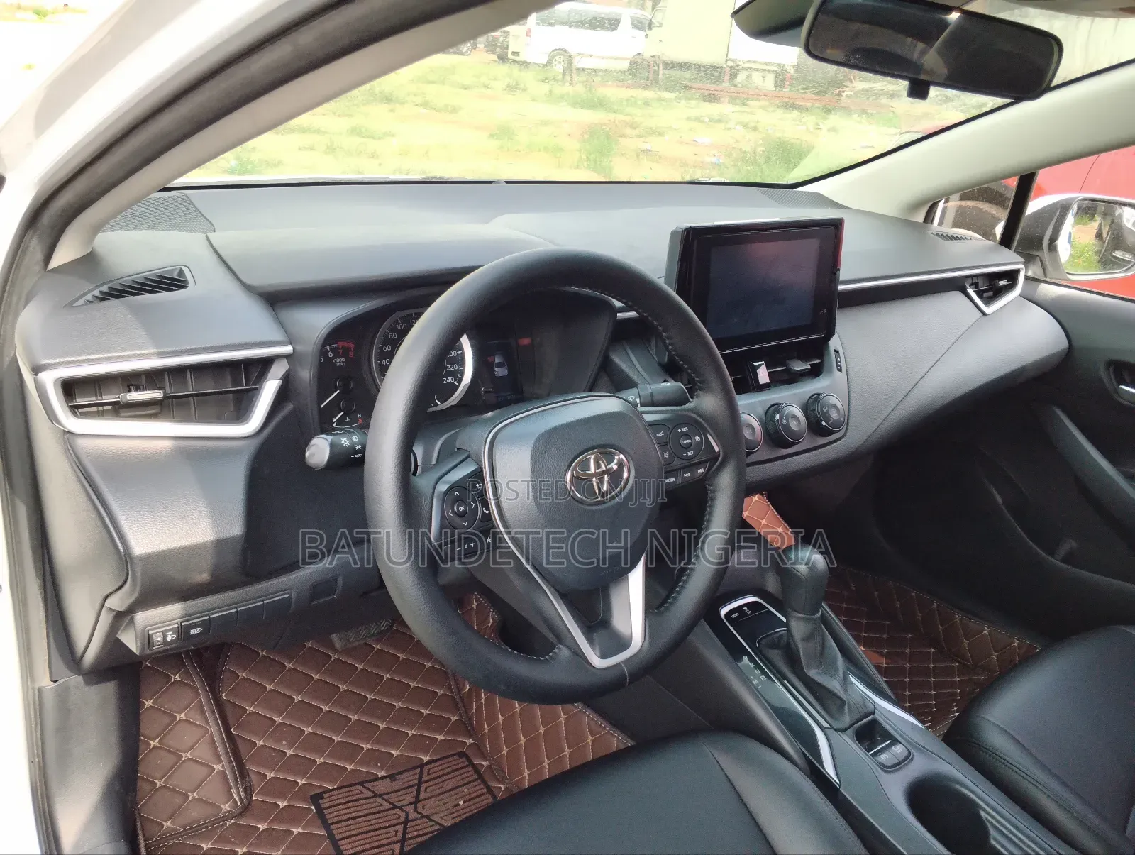 Toyota Corolla 2021 White