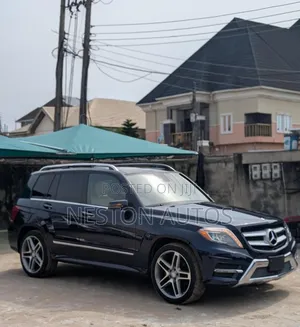 Mercedes-Benz GLK-Class 2013 Blue