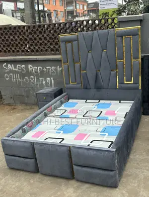 Fully Padded Durable 4.5 by 6 Upholstery HDF Bedframe