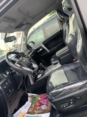 Toyota 4-Runner Limited 4dr SUV 4WD (4.0L 6cyl 5A) 2015 Gray