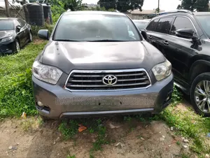 Toyota Highlander Limited 2009 Gray