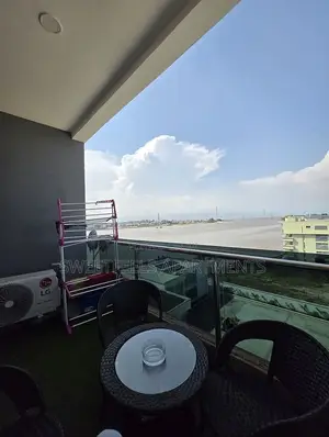 2 Bedroom Waterfront Apartment With Gym, Ps5, Snooker Board