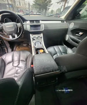 Land Rover Range Rover Evoque Pure Plus AWD 2013 Black