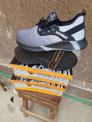 Zoyo Safety Sneakers