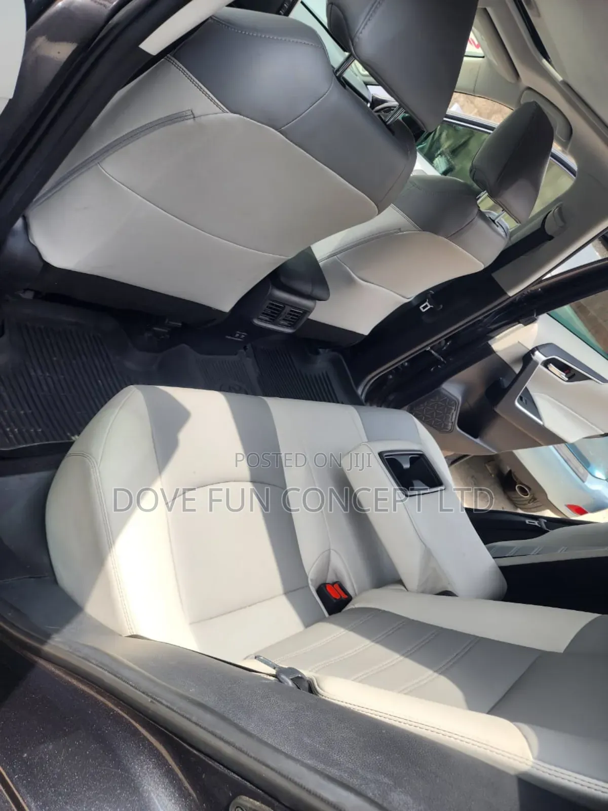 Toyota RAV4 2020 Gray