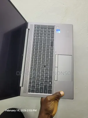 Laptop HP ZBook Firefly G8 16GB Intel Core i7 SSD 512GB