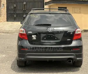 Toyota Matrix S Hatchback AWD (2.4L 4cyl 4A) 2009 Black
