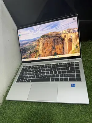 Laptop HP EliteBook 1040 G8 32GB Intel Core i7 SSD 512GB