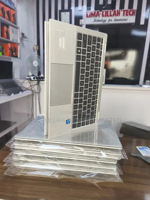 Laptop HP EliteBook 1040 G8 16GB Intel Core i7 SSD 512GB