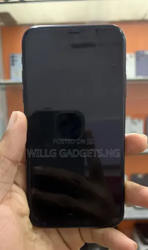 Apple iPhone XR 64 GB Black