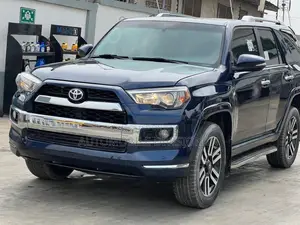 Toyota 4-Runner Limited 4x4 2018 Blue