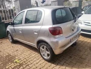 Toyota Yaris 1.0 C 2005 Silver
