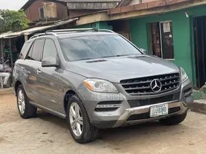 Mercedes-Benz M Class ML 350 BlueTEC 4Matic 2012 Gray
