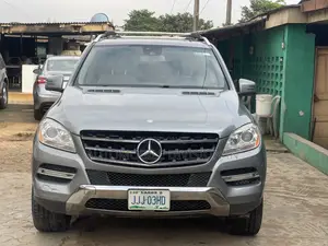 Mercedes-Benz M Class ML 350 BlueTEC 4Matic 2012 Gray