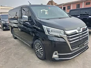 Toyota Granvia 2021 Black