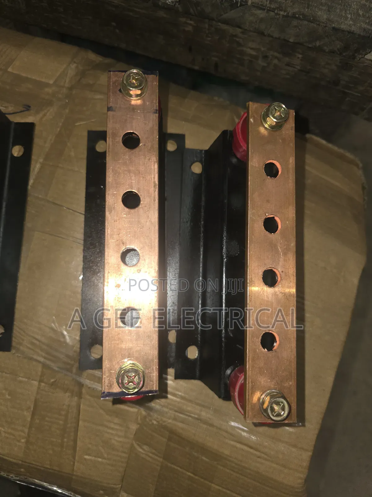 4way Earthing Bar
