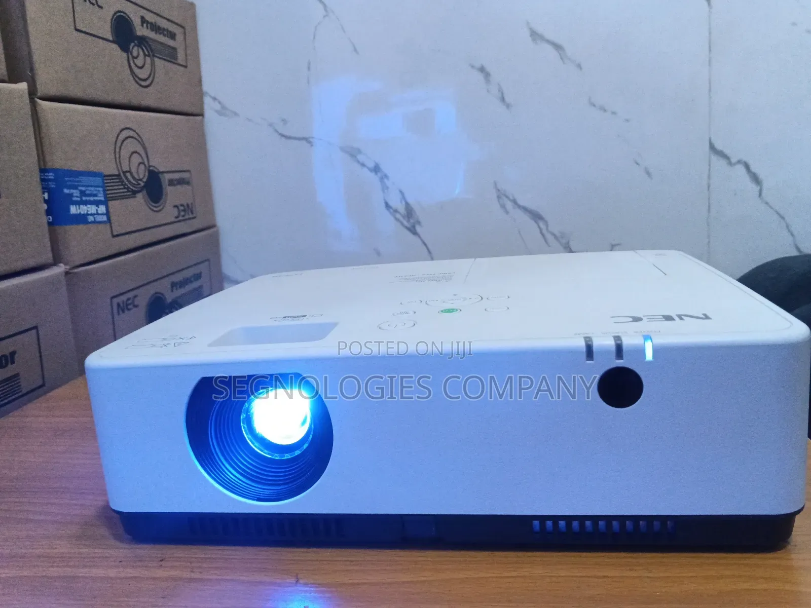 Nec Np-Mc372x 3700 Lumens 3lcd Bright Projector