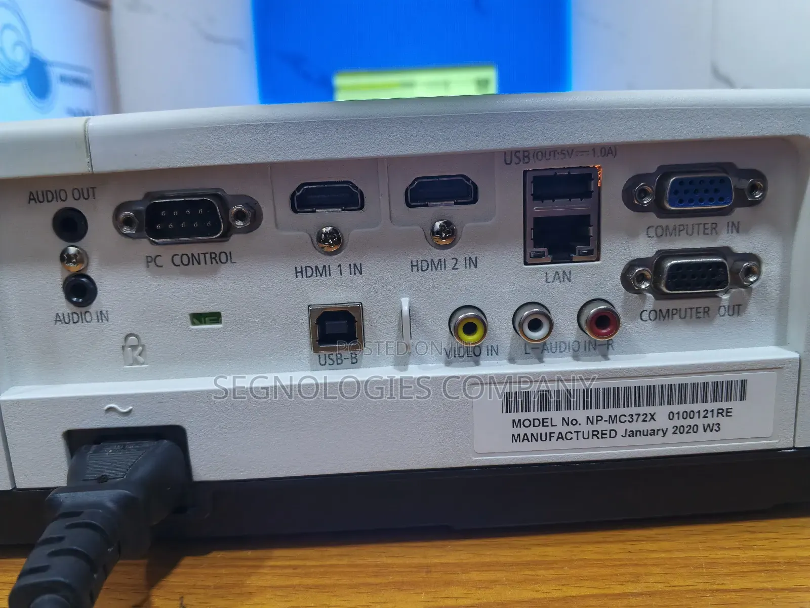 Nec Np-Mc372x 3700 Lumens 3lcd Bright Projector