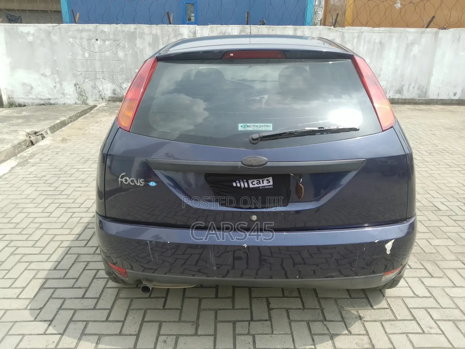 Ford Focus 2000 Blue