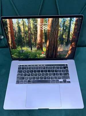 Laptop Apple MacBook Pro 2019 16GB Intel Core i9 SSD 1T