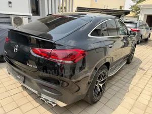Mercedes-Benz GLE-Class 2021 Black
