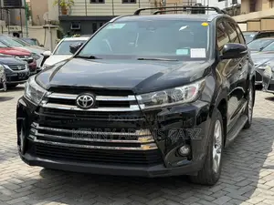 Toyota Highlander Limited 2019 Black