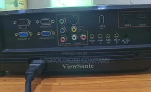 Viewsonic Pro8200(Vs13648) Full Hd 2000 Lumens Dlp Projector