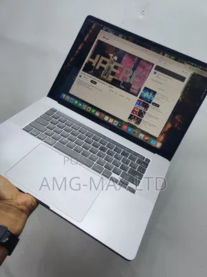 Laptop Apple MacBook Pro 2019 16GB Intel Core i7 SSD 512GB