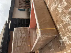 Bedframe/Bedstand