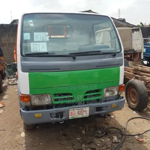 Nissan Cabstar Nigeria Used Six Tyres Long Chasis Diesel Truck