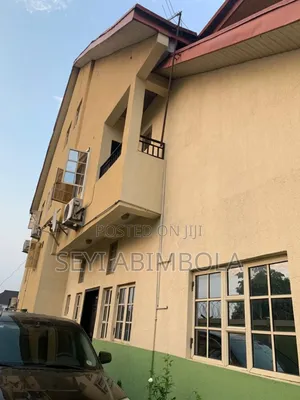 Furnished 6bdrm Duplex in Arowojobe, Mende for sale