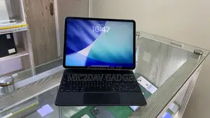 Apple iPad Pro 11 (2022) 128 GB Gray