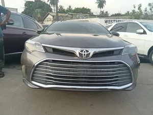 Toyota Avalon Limited Sedan FWD (3.5L 6cyl 6A) 2013 Gray
