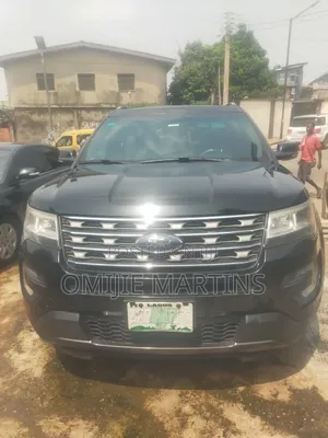 Ford Explorer 2016 Black