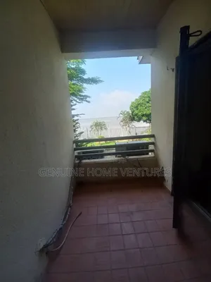 4bdrm Townhouse / Terrace in Lekki Phase 1 for rent