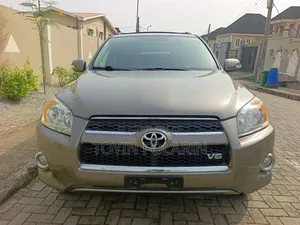 Toyota RAV4 3.5 Limited 4x4 2010 Brown