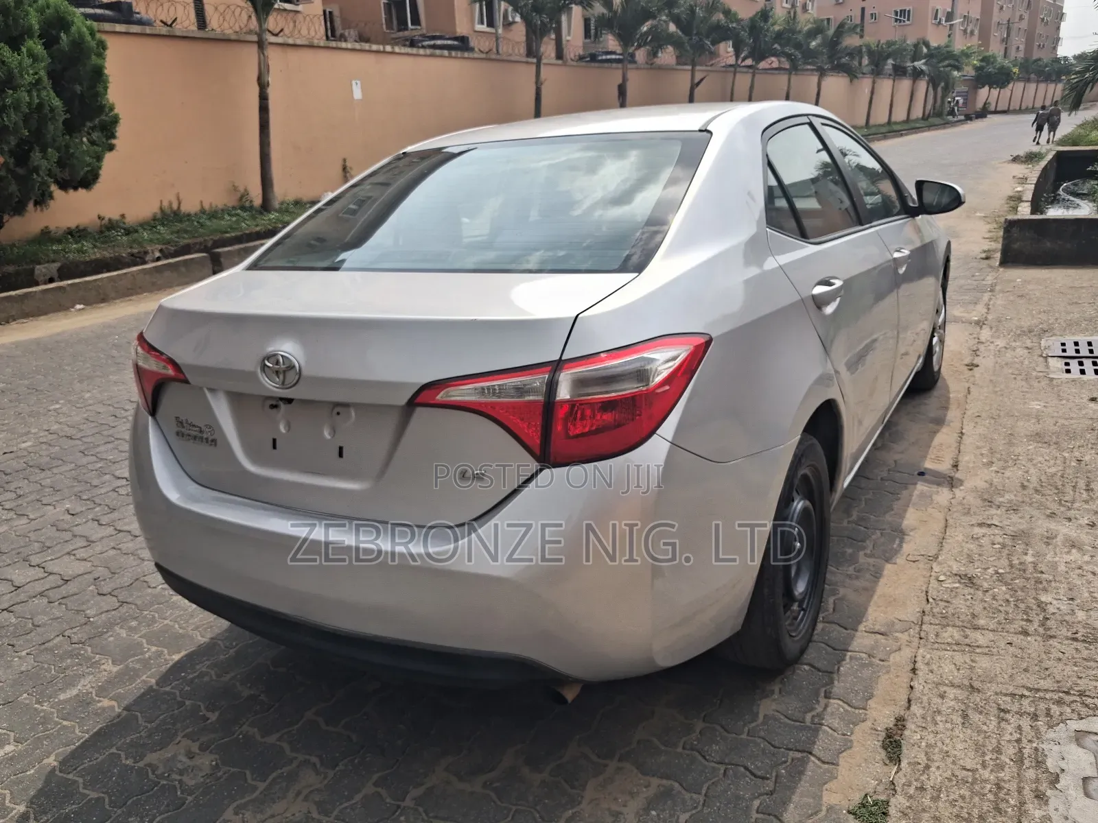 Toyota Corolla 2015 Silver