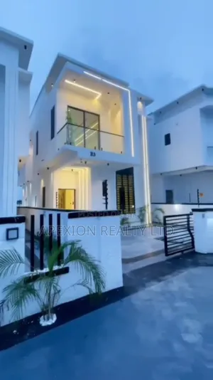 4bdrm Apartment in Thomas Estate, Sangotedo for sale