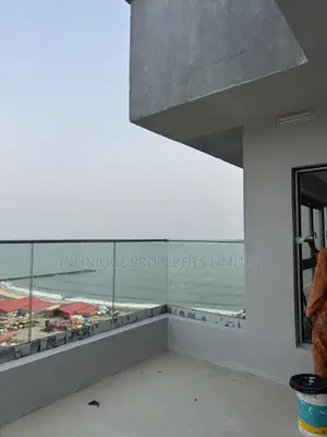4bdrm Maisonette in Victoria Island Extension for rent