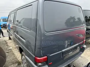 Volkswagen Transporter 2006 Grey