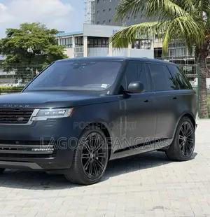 Land Rover Range Rover Vogue 2023 Black