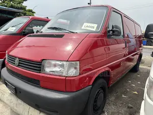 Volkswagen Transporter 2006 Red