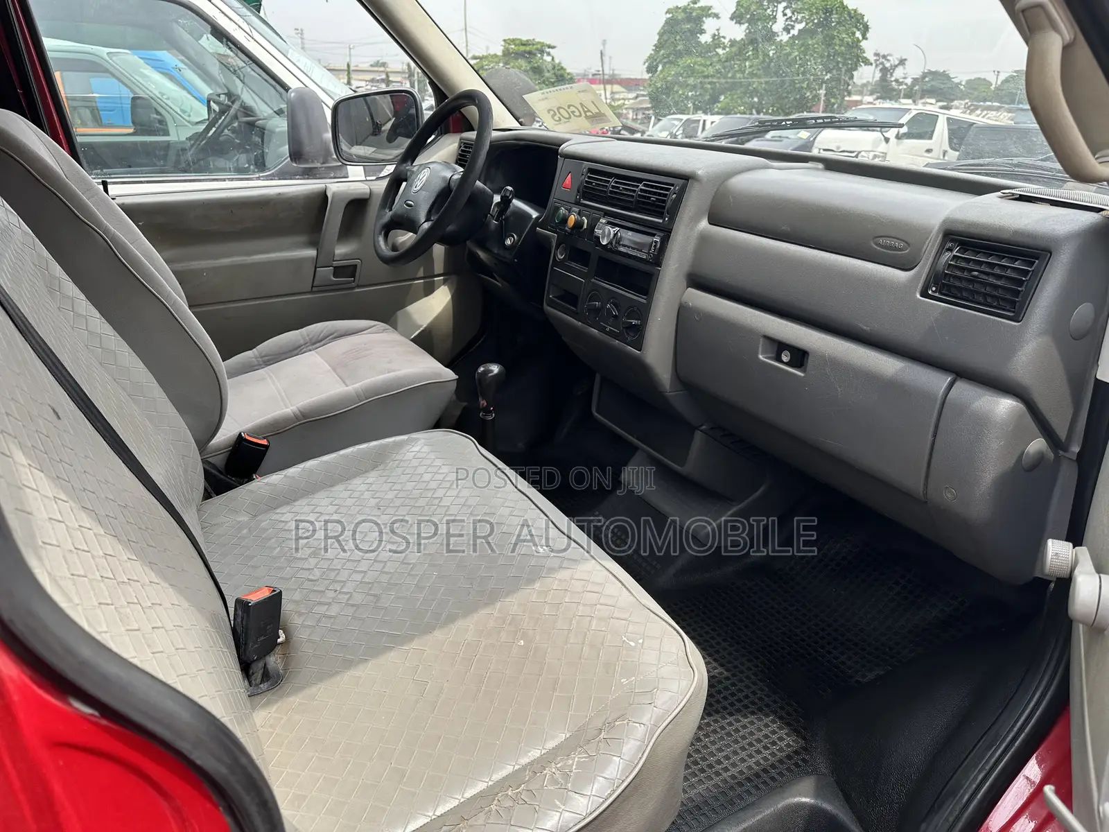 Volkswagen Transporter 2006 Red
