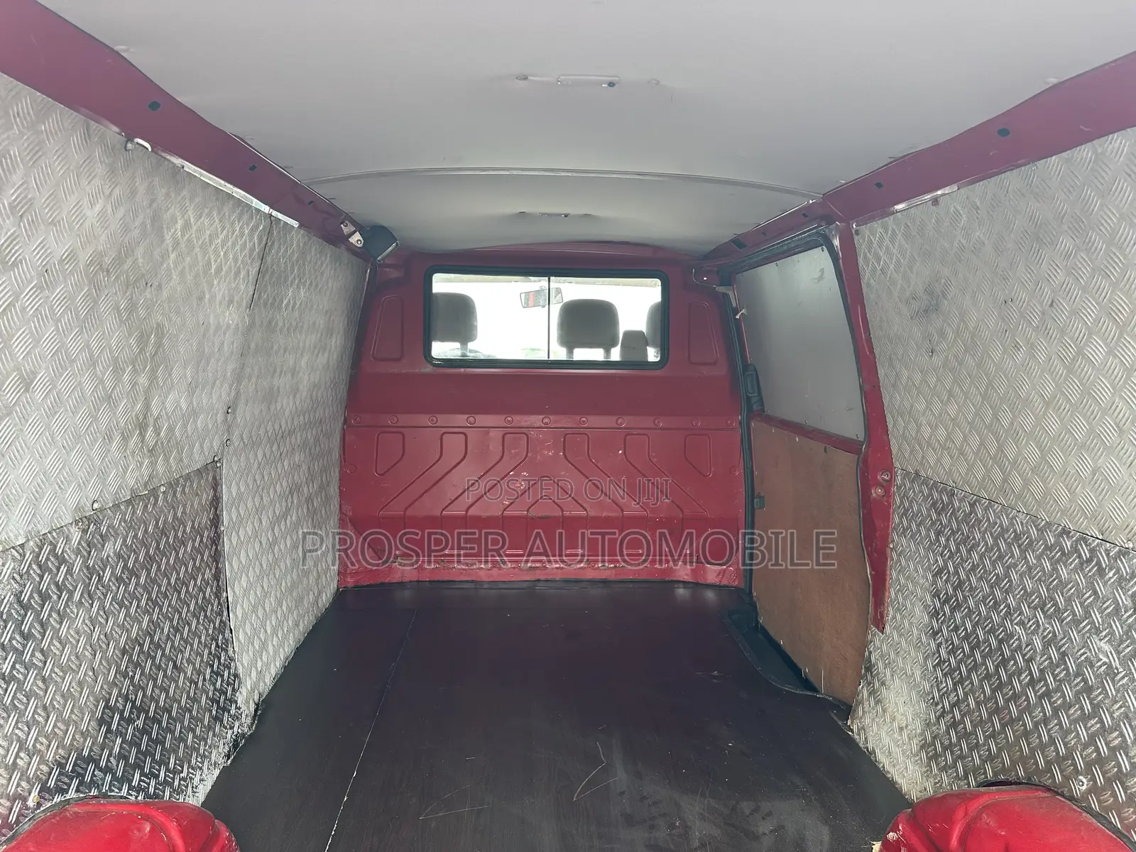 Volkswagen Transporter 2006 Red