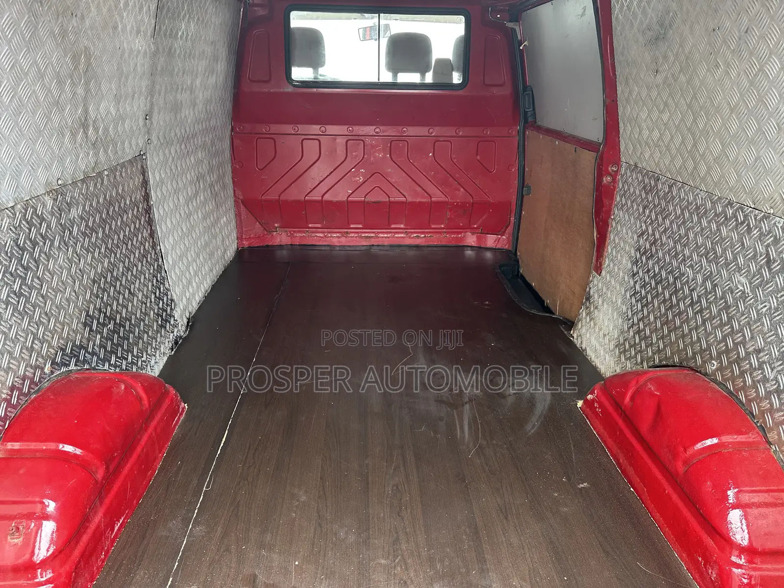 Volkswagen Transporter 2006 Red