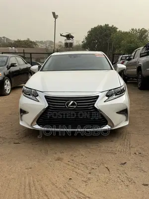 Lexus ES 350 FWD 2017 White