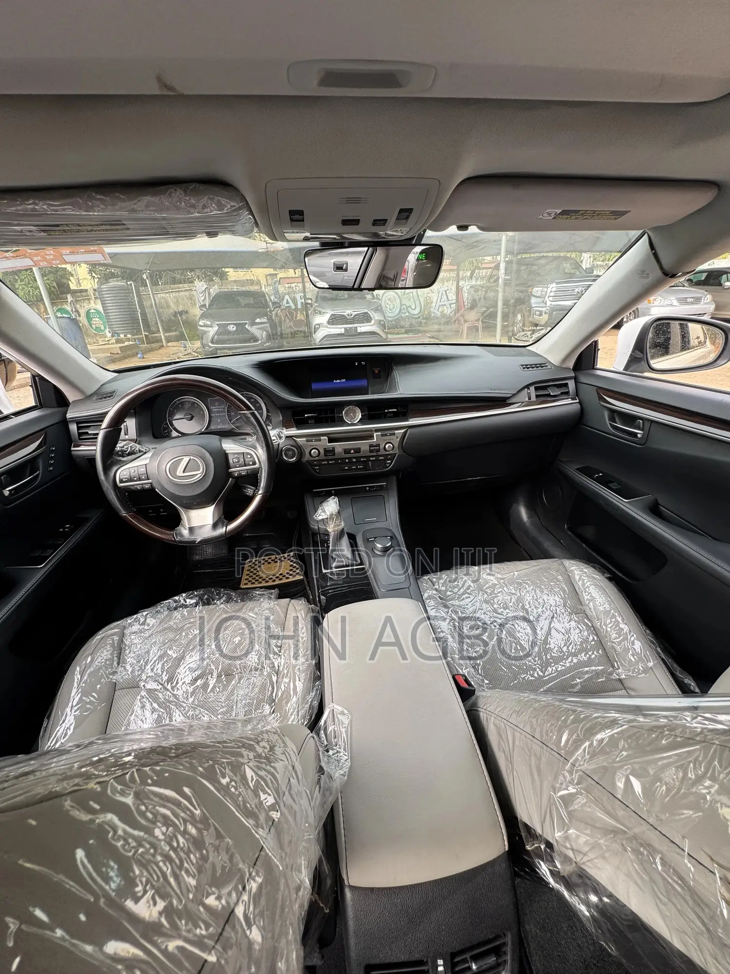 Lexus ES 350 FWD 2017 White
