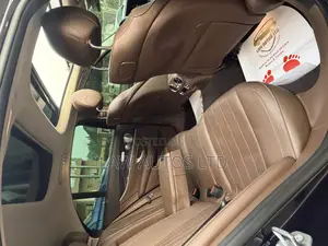 Mercedes-Benz E400 2018 Blue