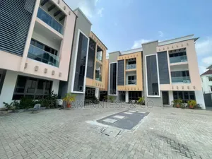 4bdrm Duplex in Banana Island for rent